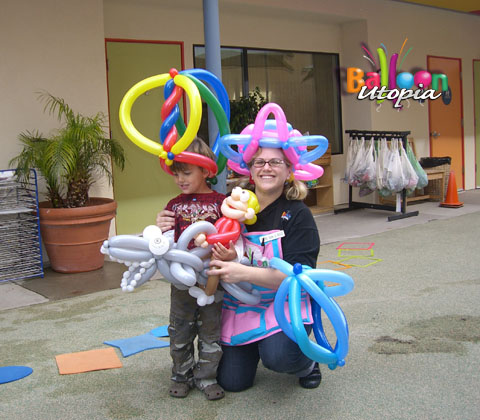 birthday party balloons decoration. We offer alloon decor and